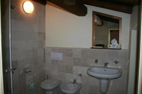 Corte Uccellanda Relais Monzambano Exterior photo